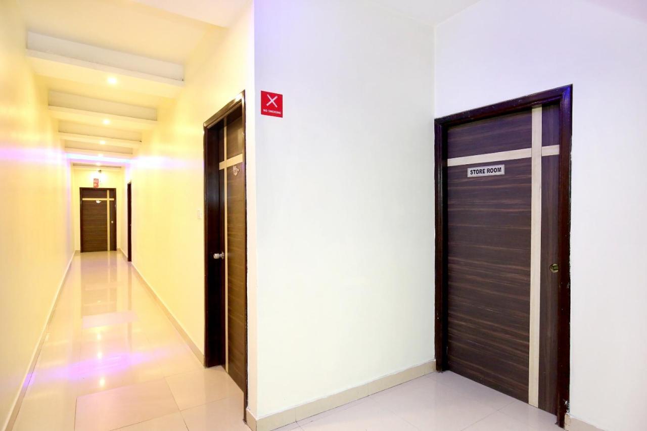 Oyo 9243 Trumpets Hotel Αμριτσάρ Εξωτερικό φωτογραφία