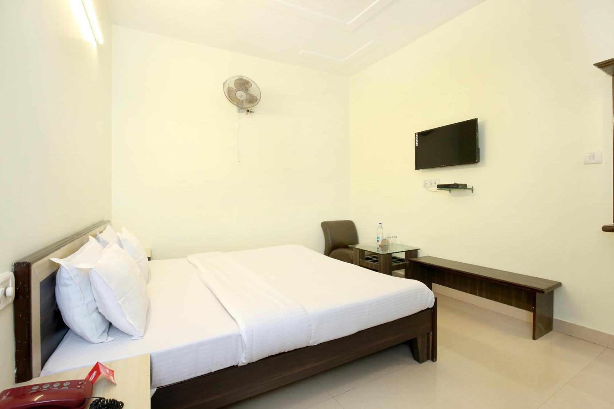 Oyo 9243 Trumpets Hotel Αμριτσάρ Εξωτερικό φωτογραφία